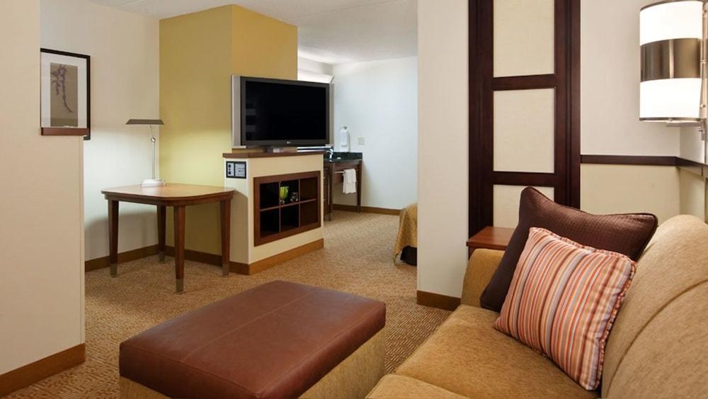 Hyatt Place Milwaukee Airport Buitenkant foto