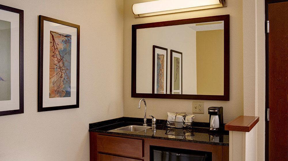 Hyatt Place Milwaukee Airport Buitenkant foto